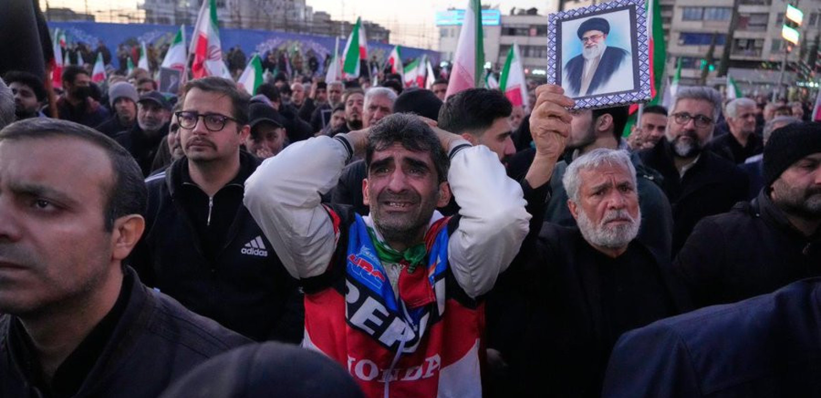 Δραματική κλιμάκωση στη Μέση Ανατολή: Nεκρή η σύζυγος του Χαμενεΐ μετά τα αμερικανικά πλήγματα