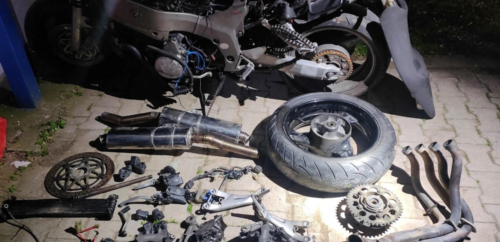 Κιλκίς: Έκλεψαν και αποσυναρμολόγησαν μοτοσυκλέτα