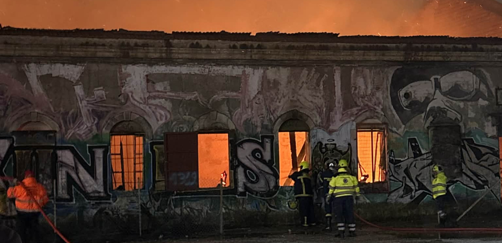 Θεσσαλονίκη: Φωτιά μέσα στο Κόδρα - Δείτε βίντεο