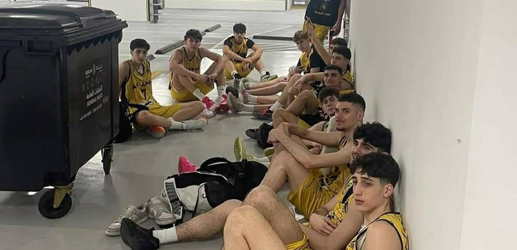 Μπάσκετ: Σε ανοιχτή γραμμή ο Άρης με το υπουργείο Εξωτερικών για την επιστροφή της ομάδας U18 από το Άμπου Ντάμπι