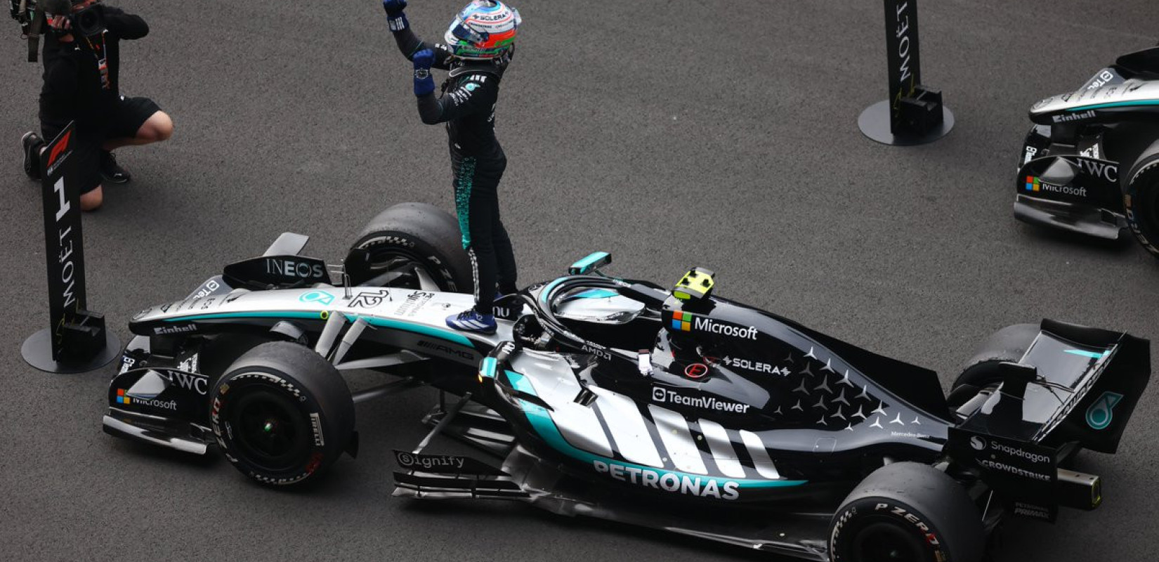 Φόρμουλα 1: Ο Κίμι Αντονέλι θριάμβευσε στην Σανγκάη (βίντεο)