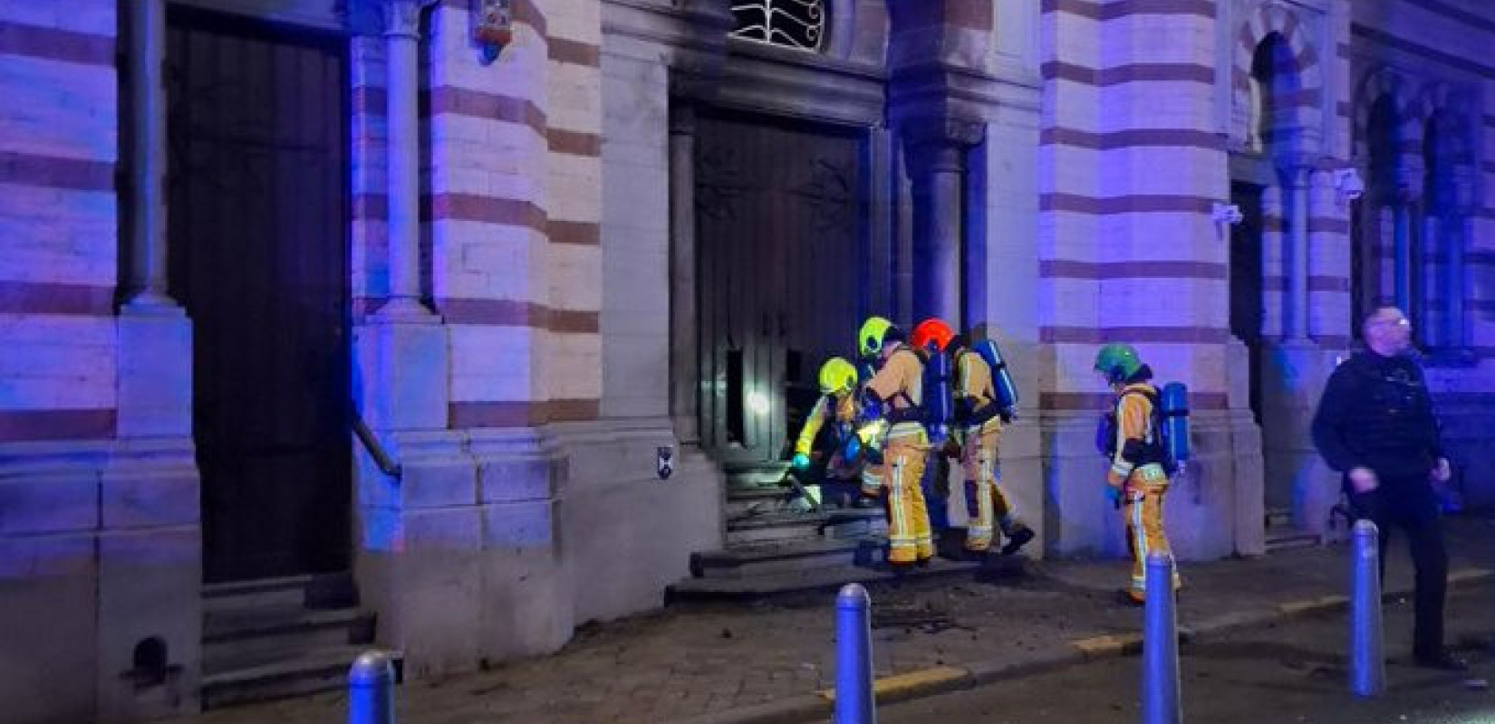 Έκρηξη στο Βέλγιο μπροστά από συναγωγή στη Λιέγη