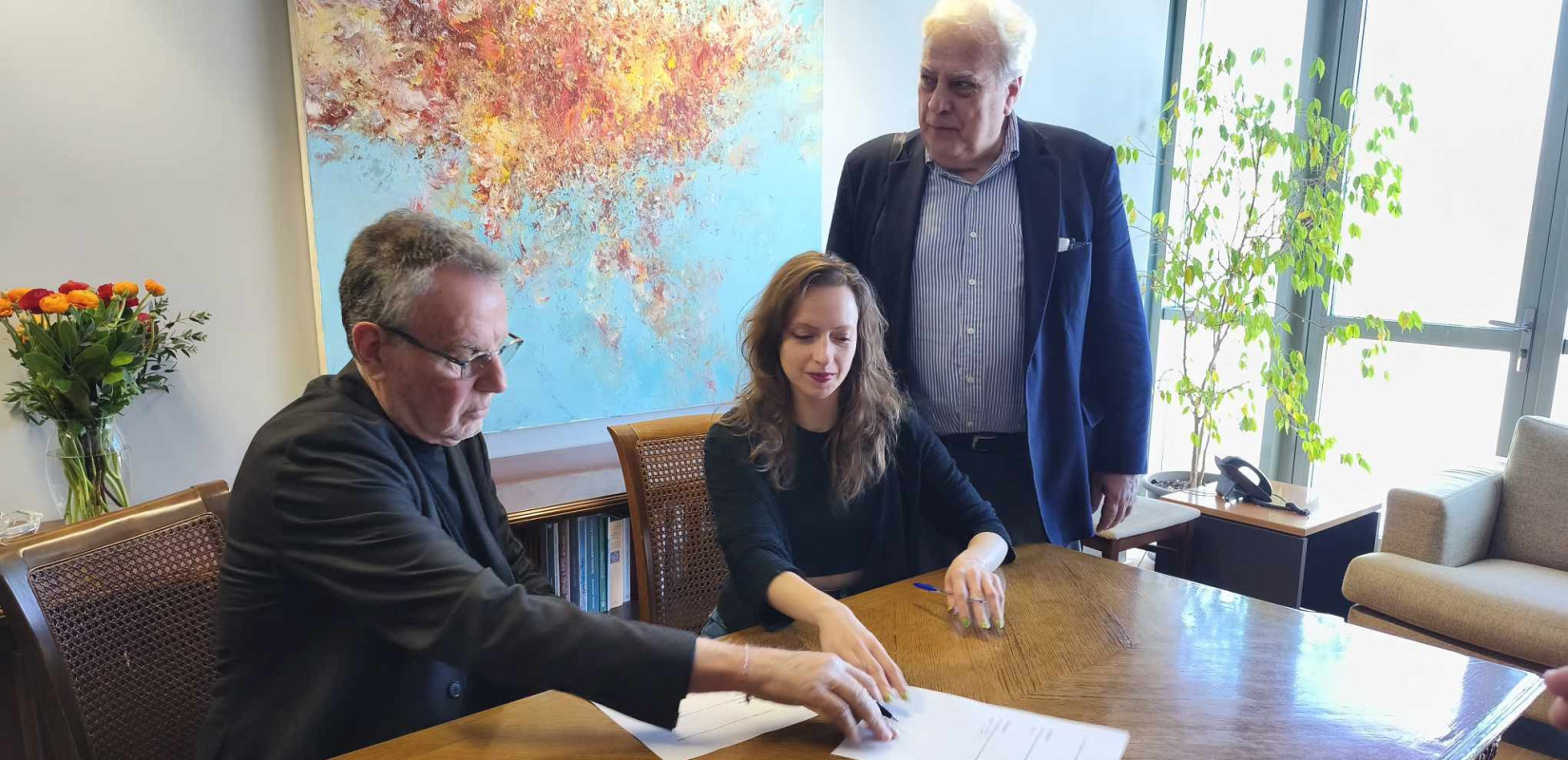 Δημοψήφισμα για ΔΕΘ: 19 κούτες με πρωτογενή στοιχεία κατέθεσε η Οργανωτική Επιτροπή στον Σπύρο Βούγια (βίντεο)