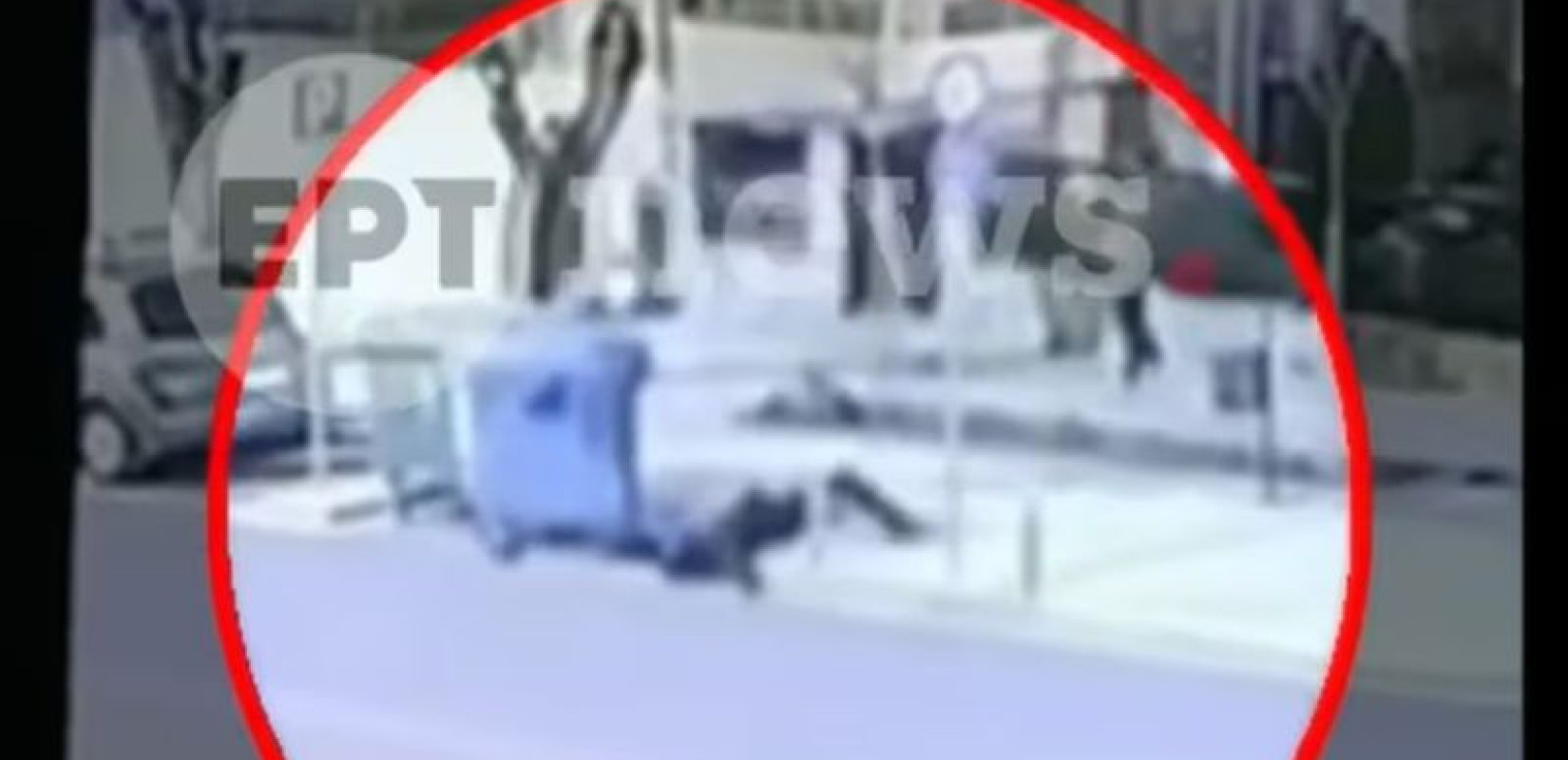 Θεσσαλονίκη: Βίντεο ντοκουμέντο μετά τη δολοφονική επίθεση στον 20χρονο - Η στιγμή που καταρρέει δίπλα σε κάδο