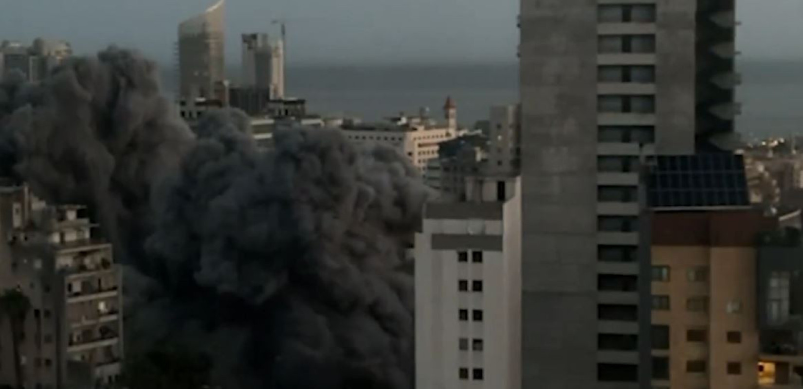 Μέση Ανατολή: Πολυκατοικία κατέρρευσε ολοσχερώς μετά από Ισραηλινό πλήγμα στην Βηρυτό - Έξι νεκροί (βίντεο)