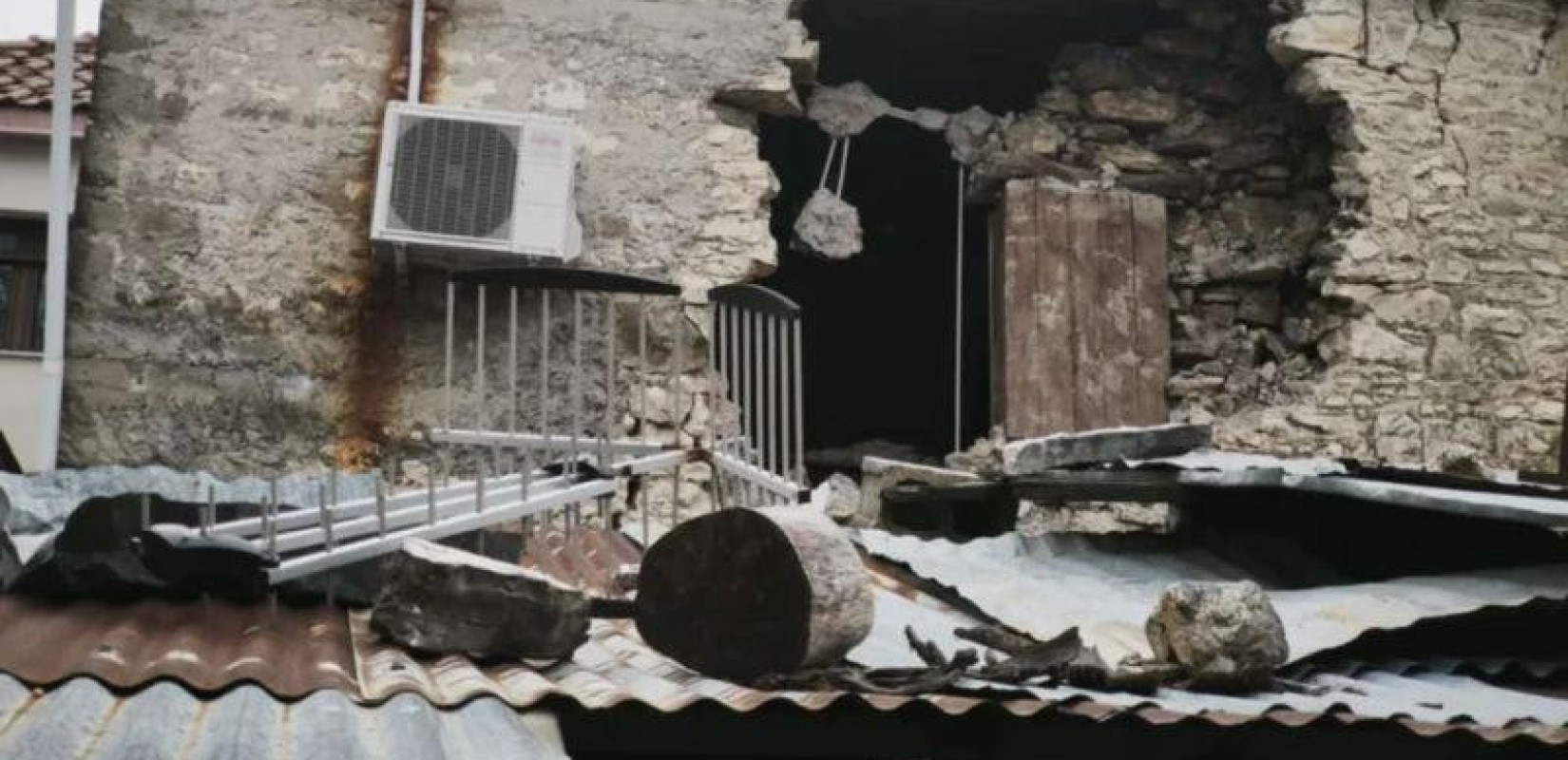 Σεισμός στην Ήπειρο: Πάνω από 140 κτίρια με «πληγές» από τον Εγκέλαδο