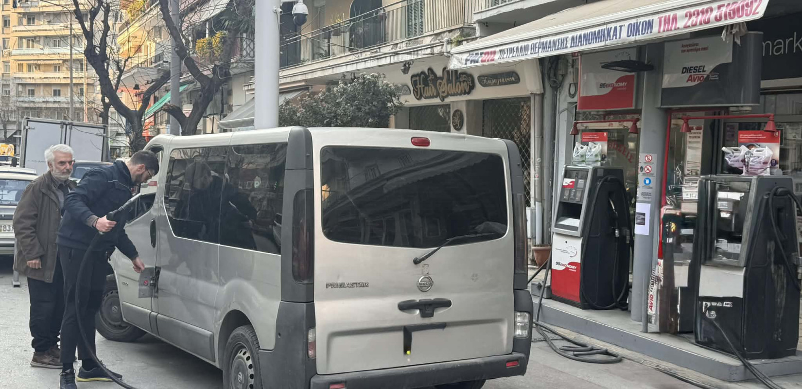 Θεσσαλονίκη: «Φωτιά» στις τιμές των καυσίμων στην αντλία - Άλμα 34 λεπτών στο ντίζελ μέσα σε 10 ημέρες- Σκαρφαλώνει προς τα 2 ευρώ η βενζίνη