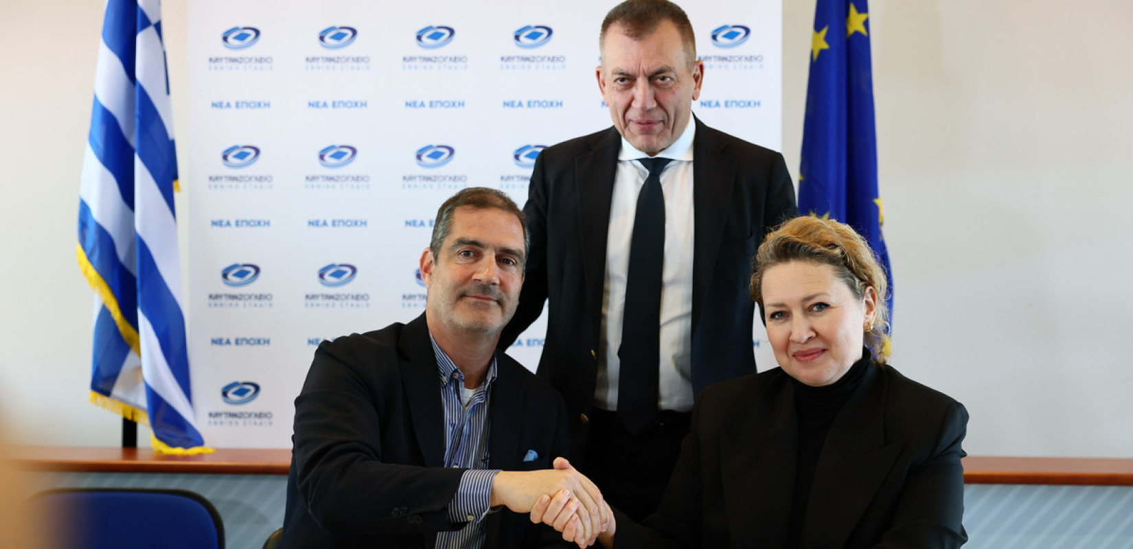 «Έπεσαν» οι υπογραφές για το Καυτανζόγλειο - Βρούτσης σε Γκοντσάρεβα: «Σας καλωσορίζουμε στο "σπίτι" σας!»