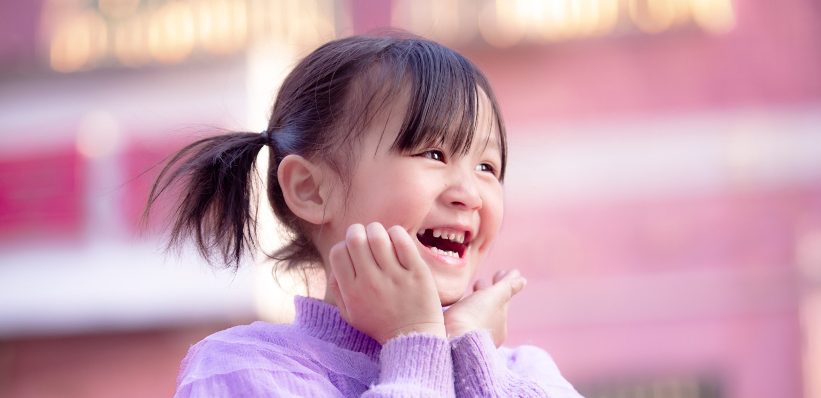 Παγκόσμια Ημέρα Ευτυχίας: Καθοριστικός ο ρόλος των κυβερνήσεων στην ποιότητα ζωής των πολιτών