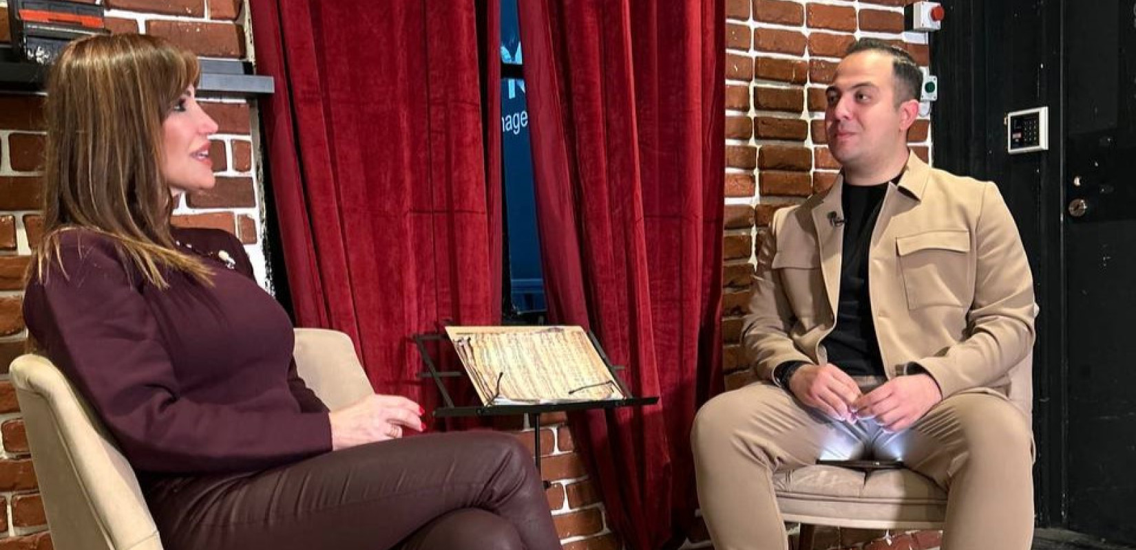 Βίκυ Χατζηβασιλείου: Η μουσική και το τραγούδι που την συγκινεί, η τοξικότητα στην τηλεόραση και όσα ακούγονται για πιθανή υποψηφιότητα με την ΝΔ