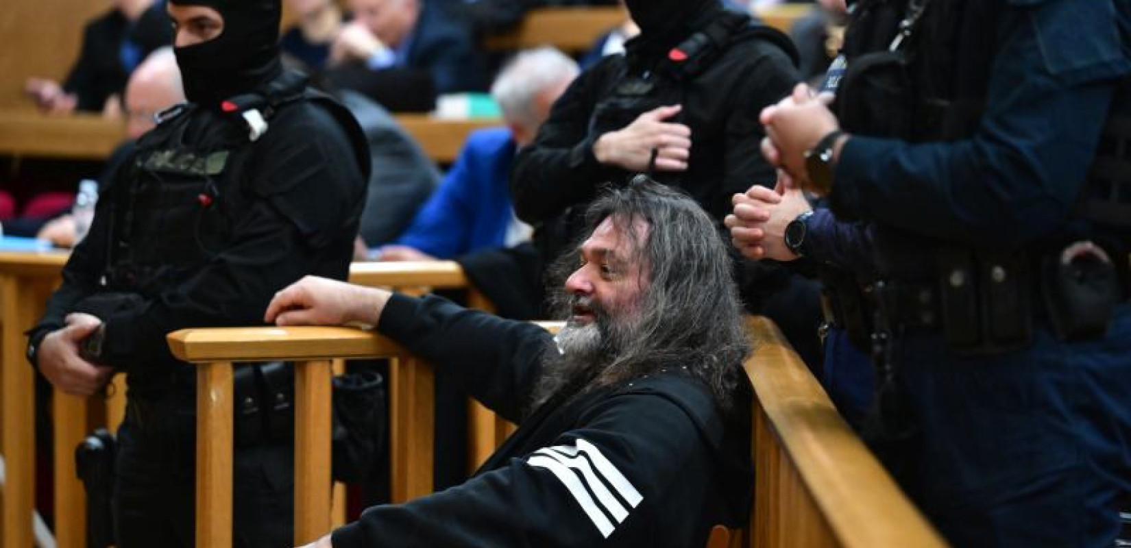 Δίκη Χρυσής Αυγής: Απόρριψη των ελαφρυντικών προτείνει η Εισαγγελέας