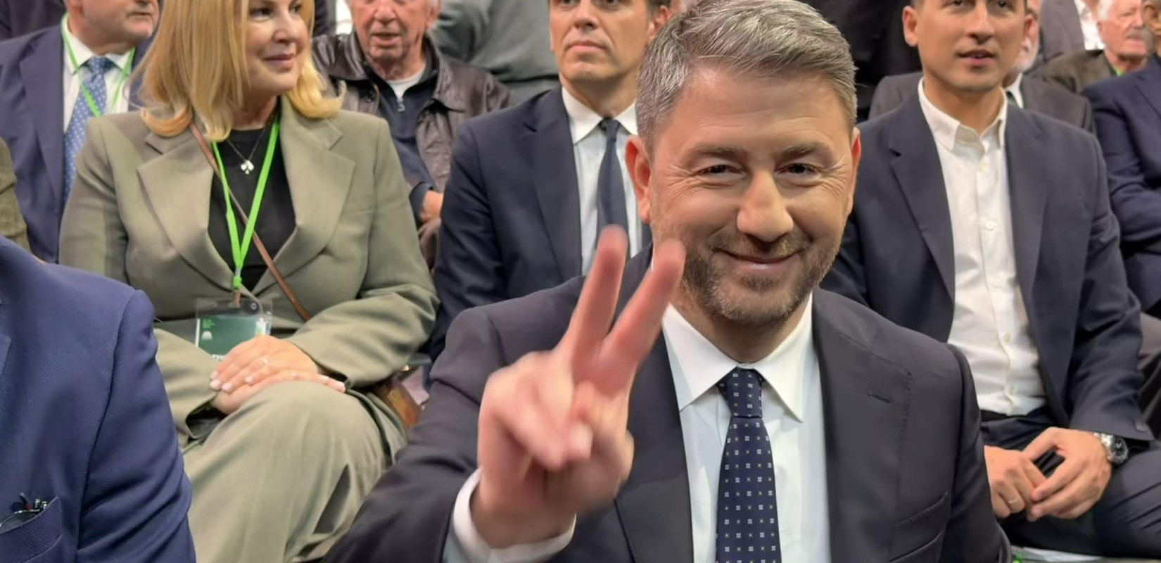 Ανδρουλάκης: «Το ΠΑΣΟΚ είναι εδώ ενωμένο, δυνατό» - Δείτε live τις εργασίες του 4ου Συνεδρίου