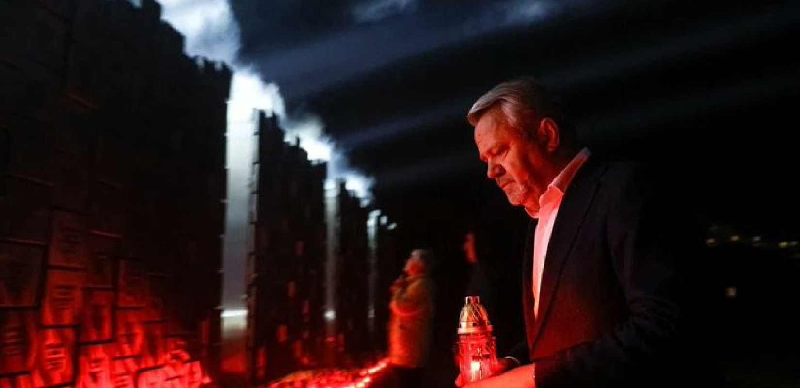 Ουκρανία: ΥΠΕΞ της Ε.Ε. καταφθάνουν στην Μπούτσα τέσσερα χρόνια μετά από τις φρικαλεότητες (βίντεο)