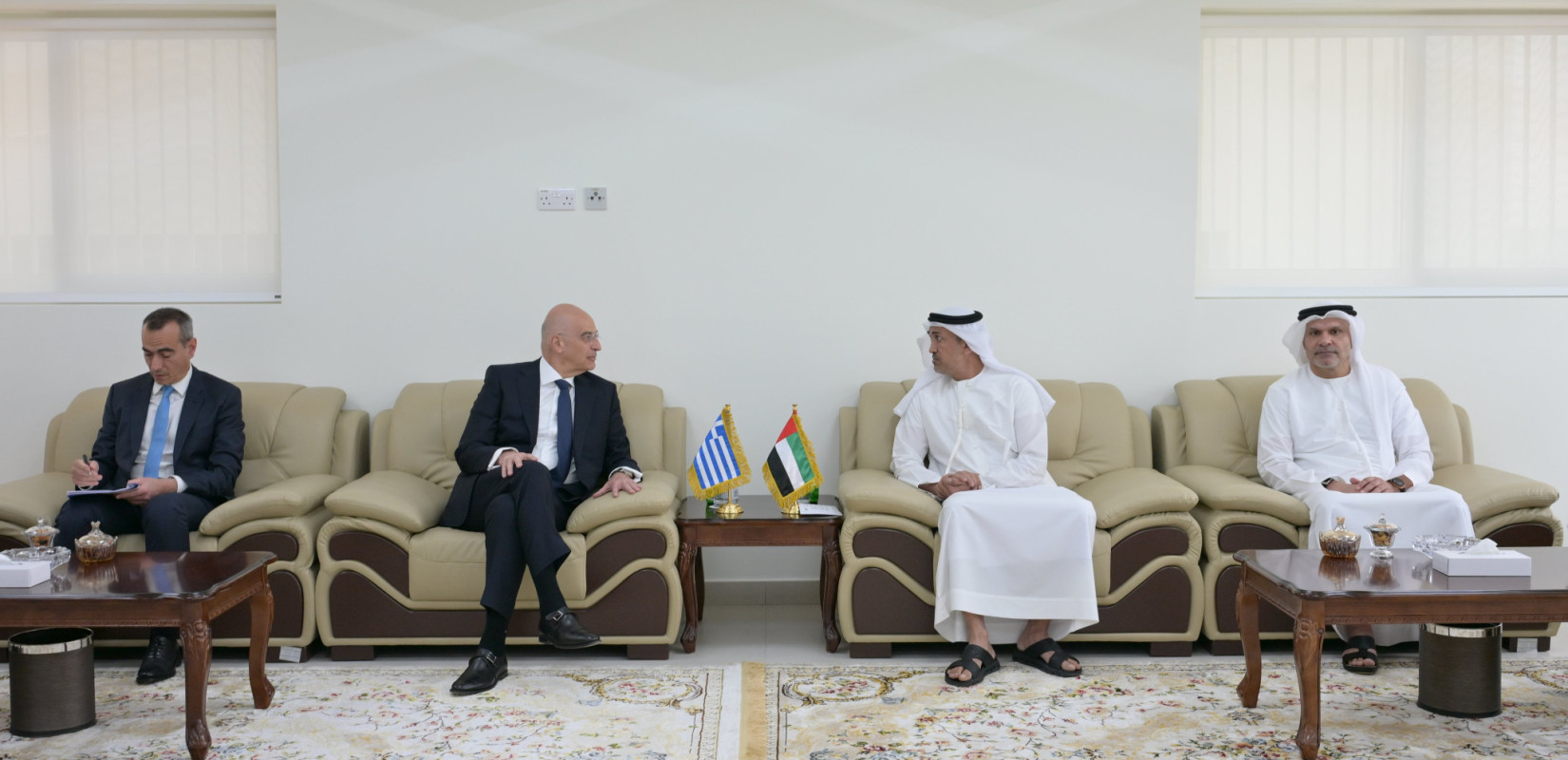 Συνάντηση Νίκου Δένδια στο Άμπου Ντάμπι για την ασφάλεια στη Μέση Ανατολή