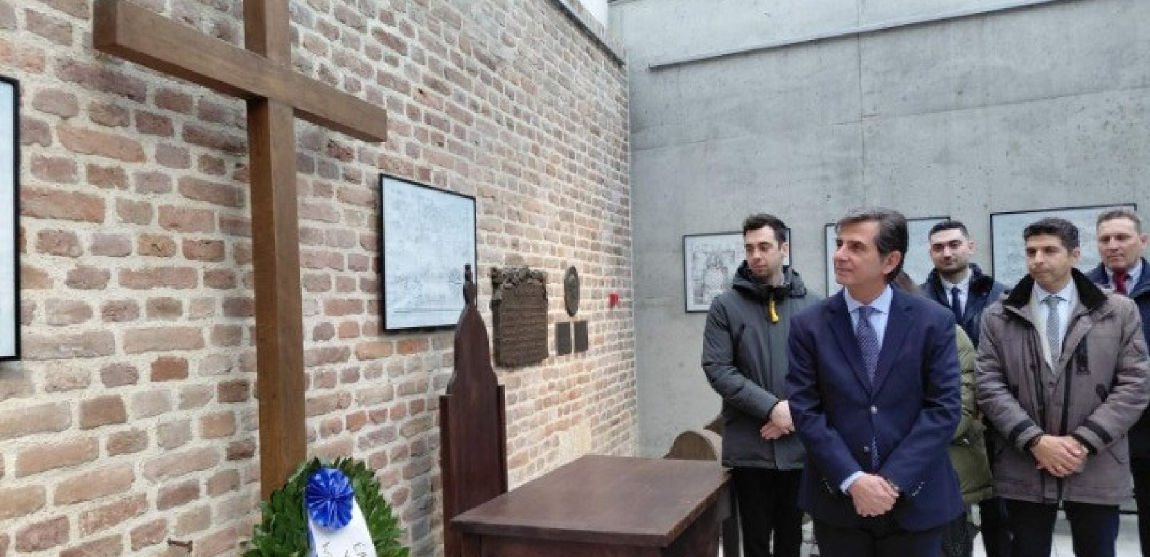 Στον Πύργο Νεμπόισα στο Βελιγράδι ο Κώστας Γκιουλέκας – Τίμησε τη μνήμη του Ρήγα Φεραίου