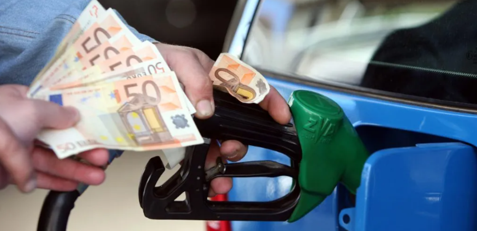 Νέα απάτη με «δόλωμα» το Fuel Pass - Οδηγίες της ΕΛ.ΑΣ.