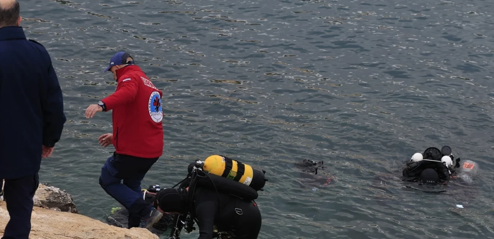 Βουλιαγμένη: Σήμερα η επιχείρηση ανάσυρσης του 34χρονου δύτη από ειδικά εκπαιδευμένη ομάδα