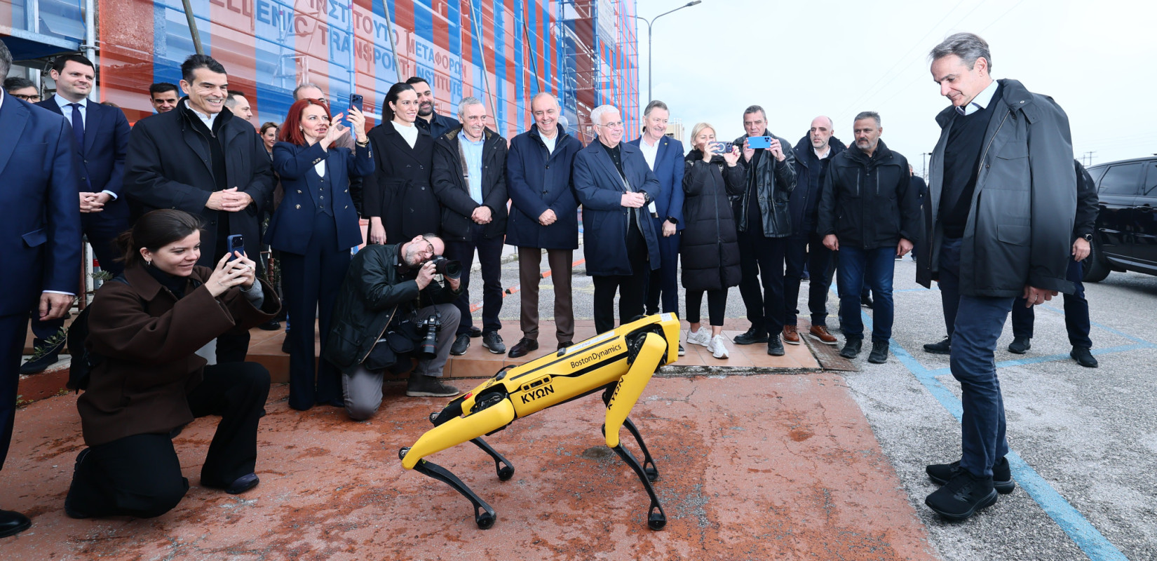 Ο Κυριάκος Μητσοτάκης στο ΙΜΕΤ: Μαθήματα καινοτομίας από τη Θεσσαλονίκη - Η υποδοχή από τον... Κύων