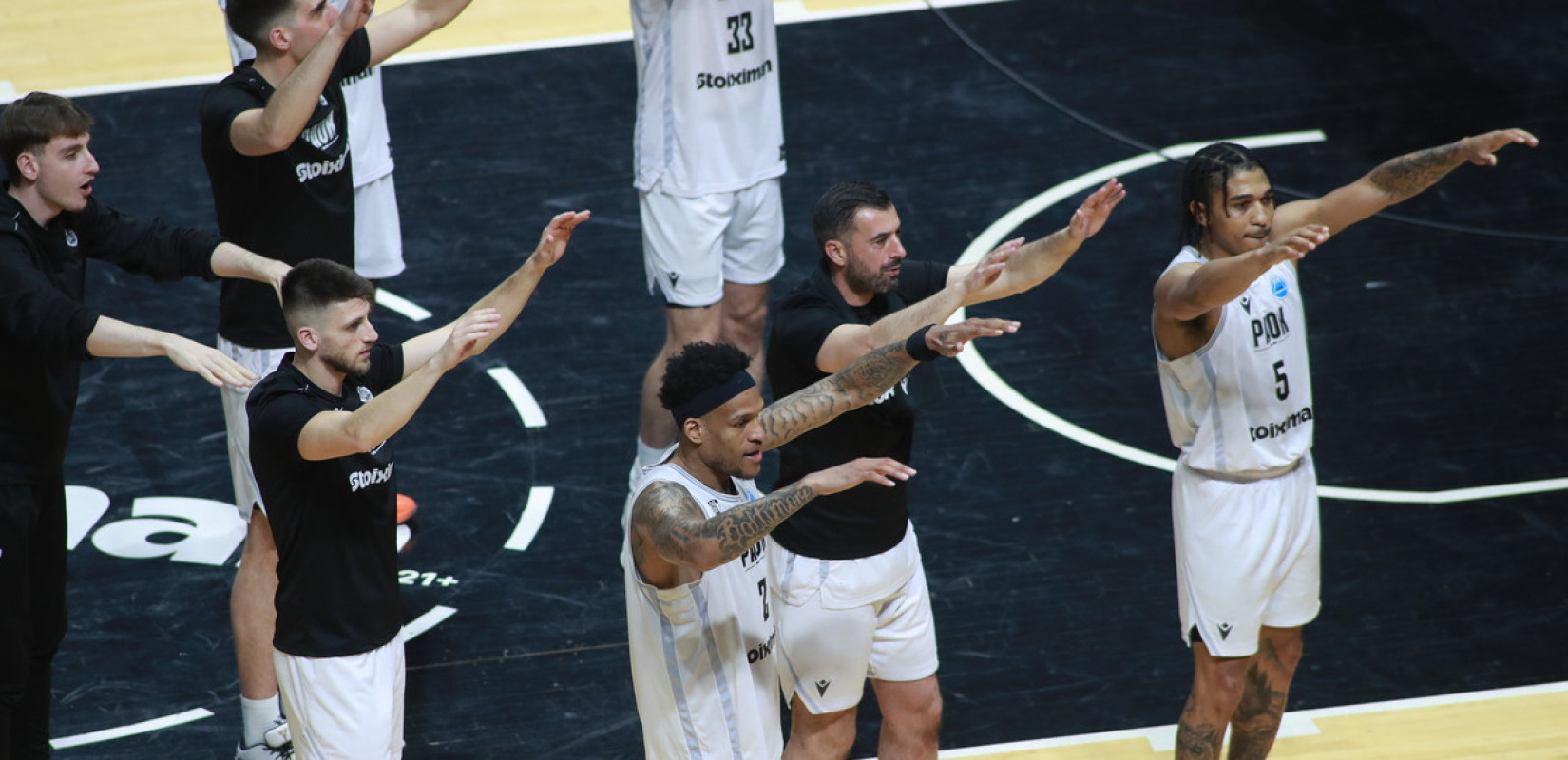 Μπάσκετ: Συγκίνηση, πάθος, Μυστακίδης και εξέχουσες προσωπικότητες στο ΠΑΟΚ - Μούρθια (βίντεο)