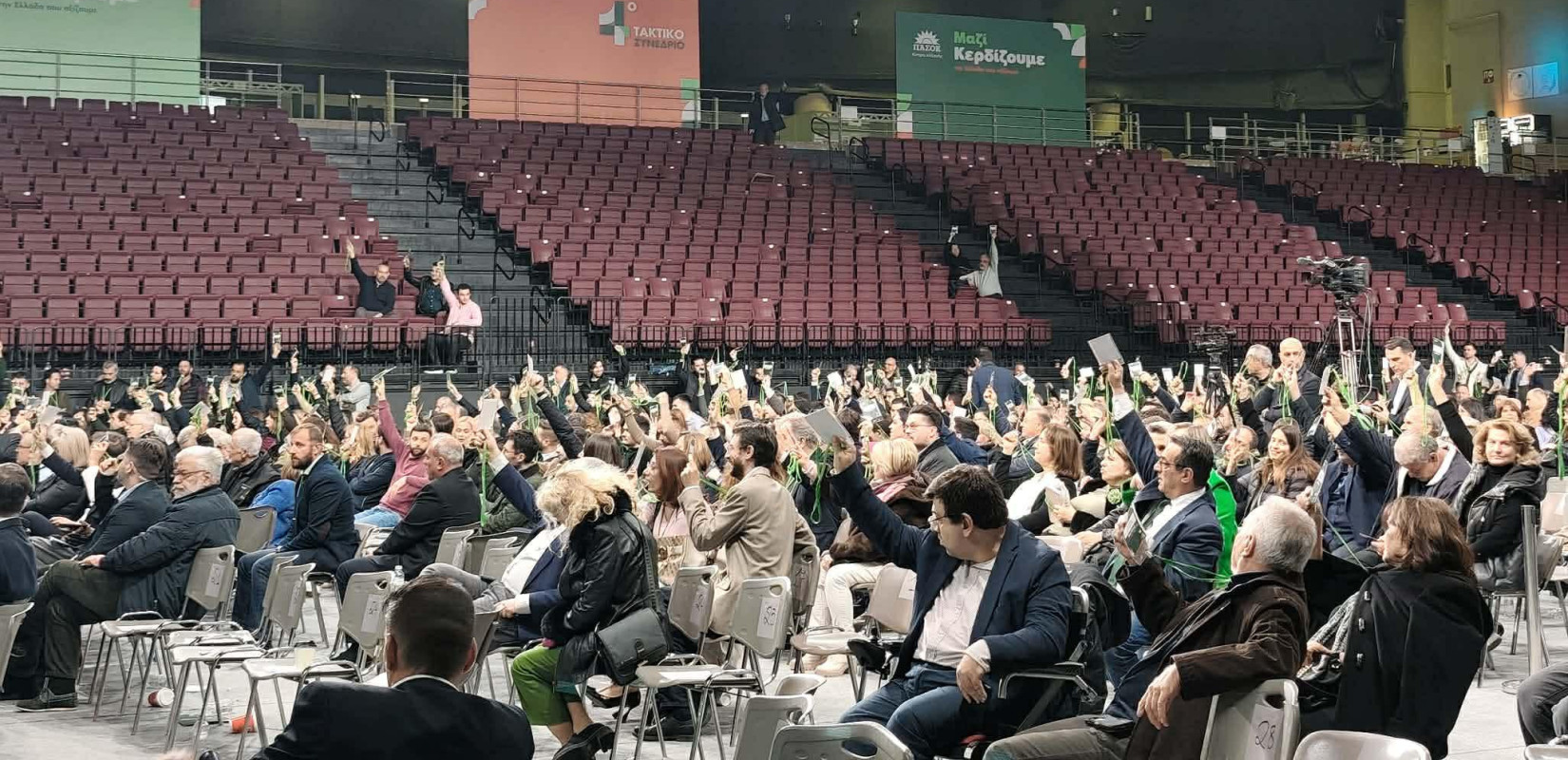 Το ΠΑΣΟΚ ενιαίο κόμμα και με τη… βούλα συνεδρίου