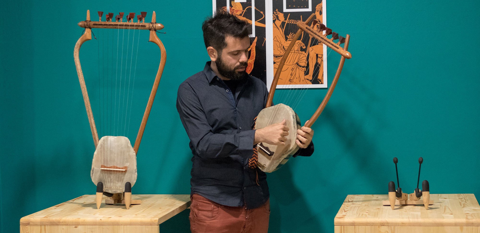 Θεσσαλονίκη: Οι ήχοι αρχαίας Ελληνικής κιθάρας αναβιώνουν στο γνωστό βιντεοπαιχνίδι «God of War»