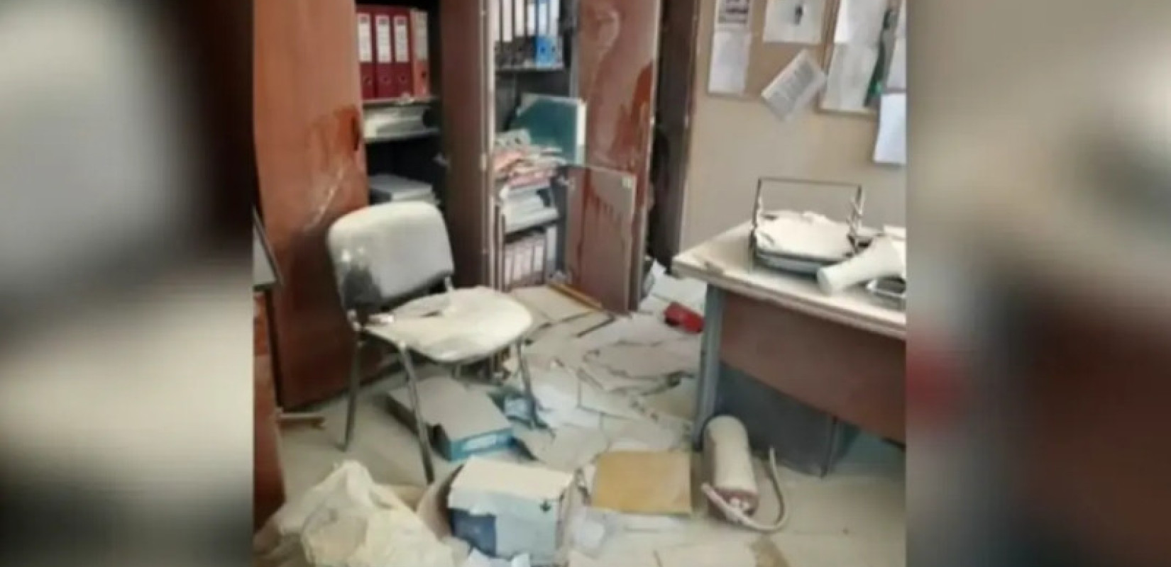 Αττική: Σκηνές χάους στο 5ο Γυμνάσιο και Λύκειο Γλυφάδας - Άρπαξαν 8.000 ευρώ και έκαναν το σχολείο «γυαλιά καρφιά» (βίντεο)