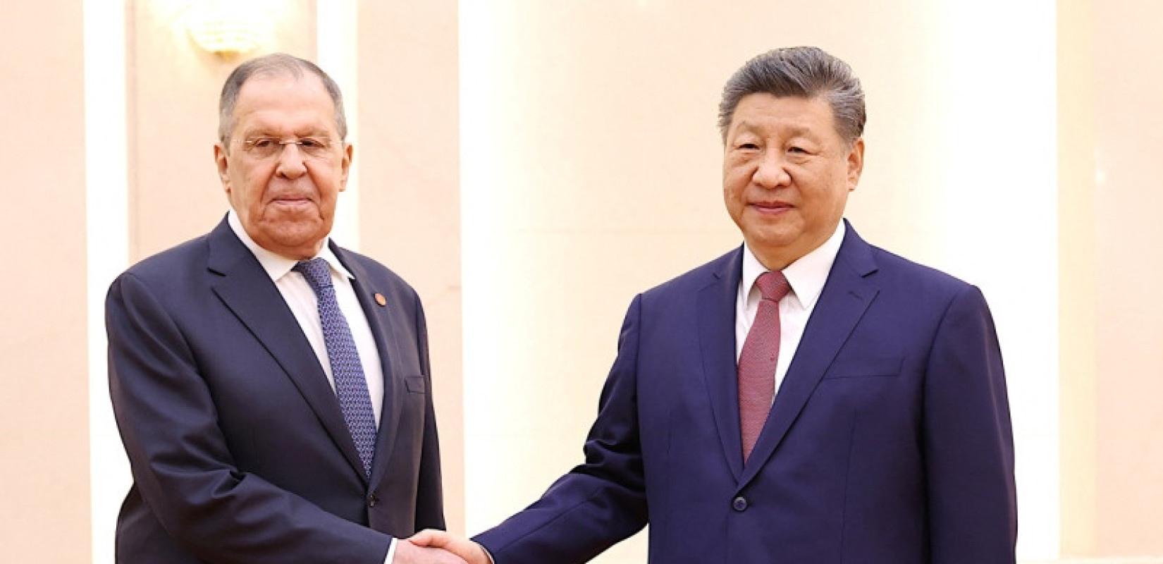 Στο Πεκίνο ο Λαβρόφ: Η Ρωσία έτοιμη να «ισοσκελίσει» το ενεργειακό έλλειμμα της Κίνας