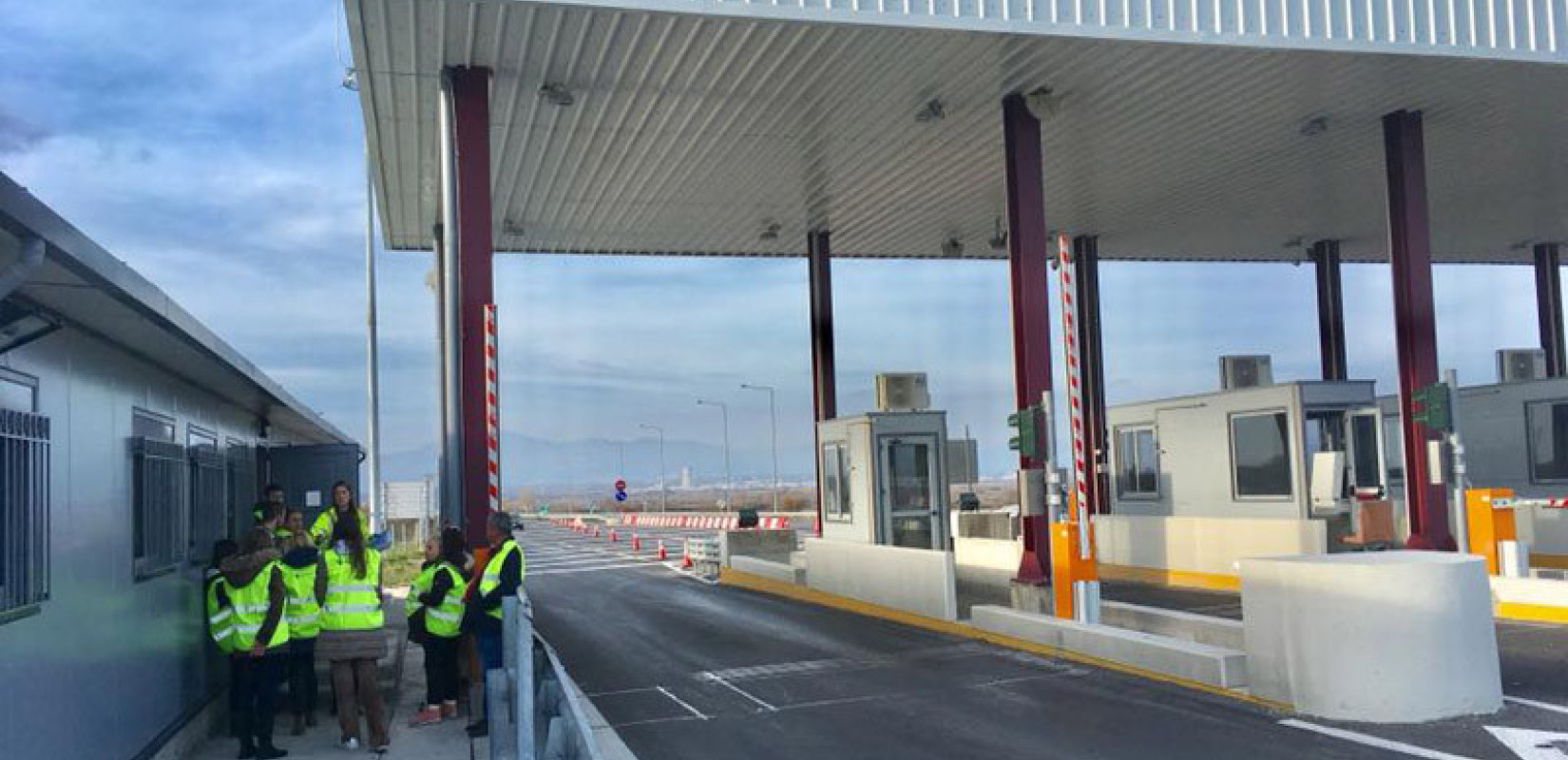 Αλεξανδρούπολη: Διαμαρτυρία για την κατάργηση της ελεύθερης διέλευσης οχημάτων από τα διόδια της Εγνατίας Οδού