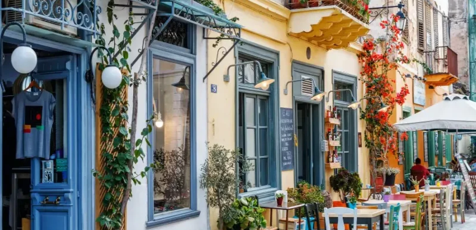 Πάσχα στην Ελλάδα: Oι προορισμοί της κατάνυξης και η έξοδος των εκδρομέων σε όλη τη χώρα