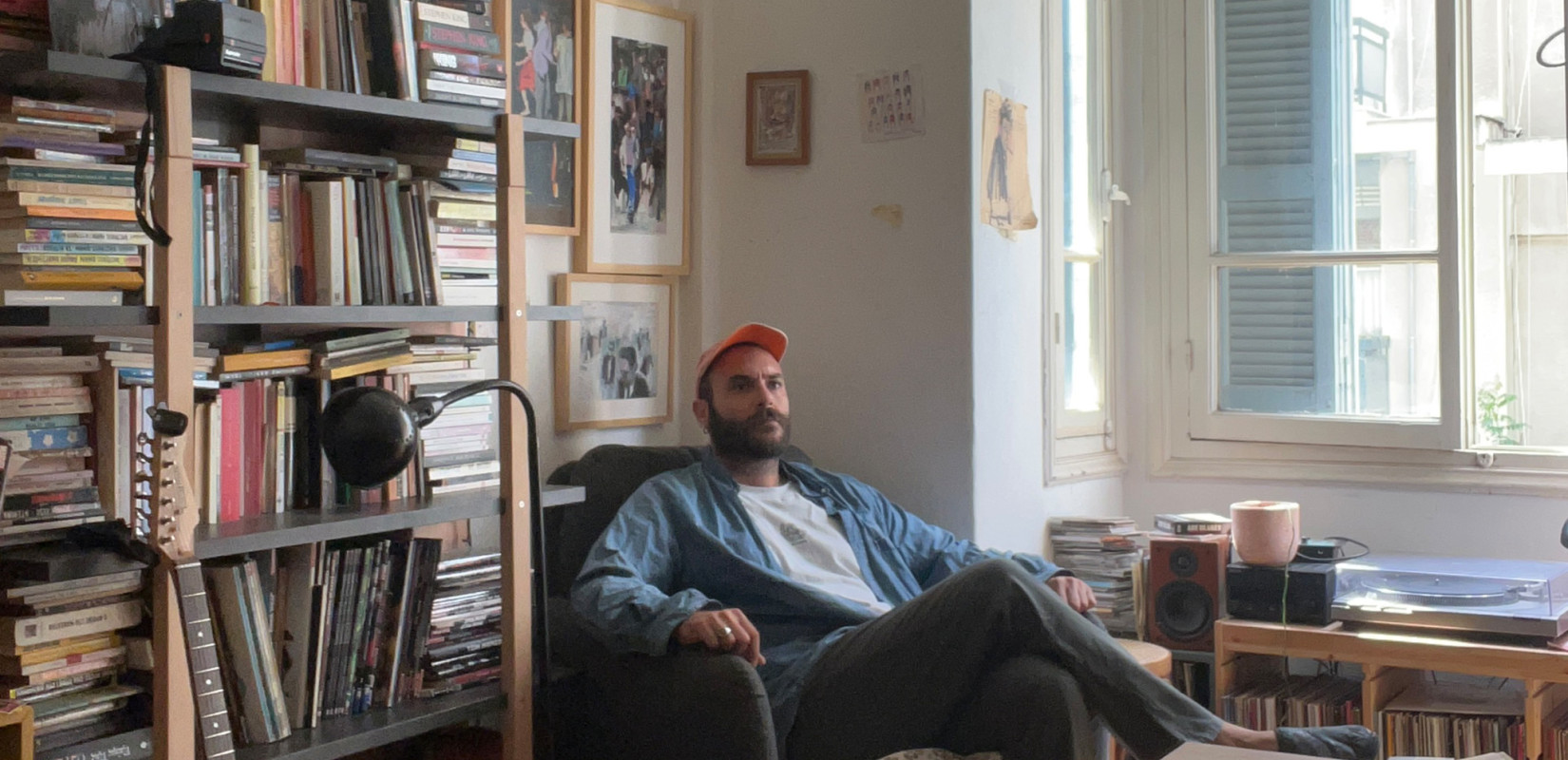 Αχιλλέας Μεσάικος: Αν κάποιοι αποφασίσουν ότι τα έργα μου κάνουν εκατομμύρια, τότε θα κάνουν εκατομμύρια, το θεωρώ γελοίο