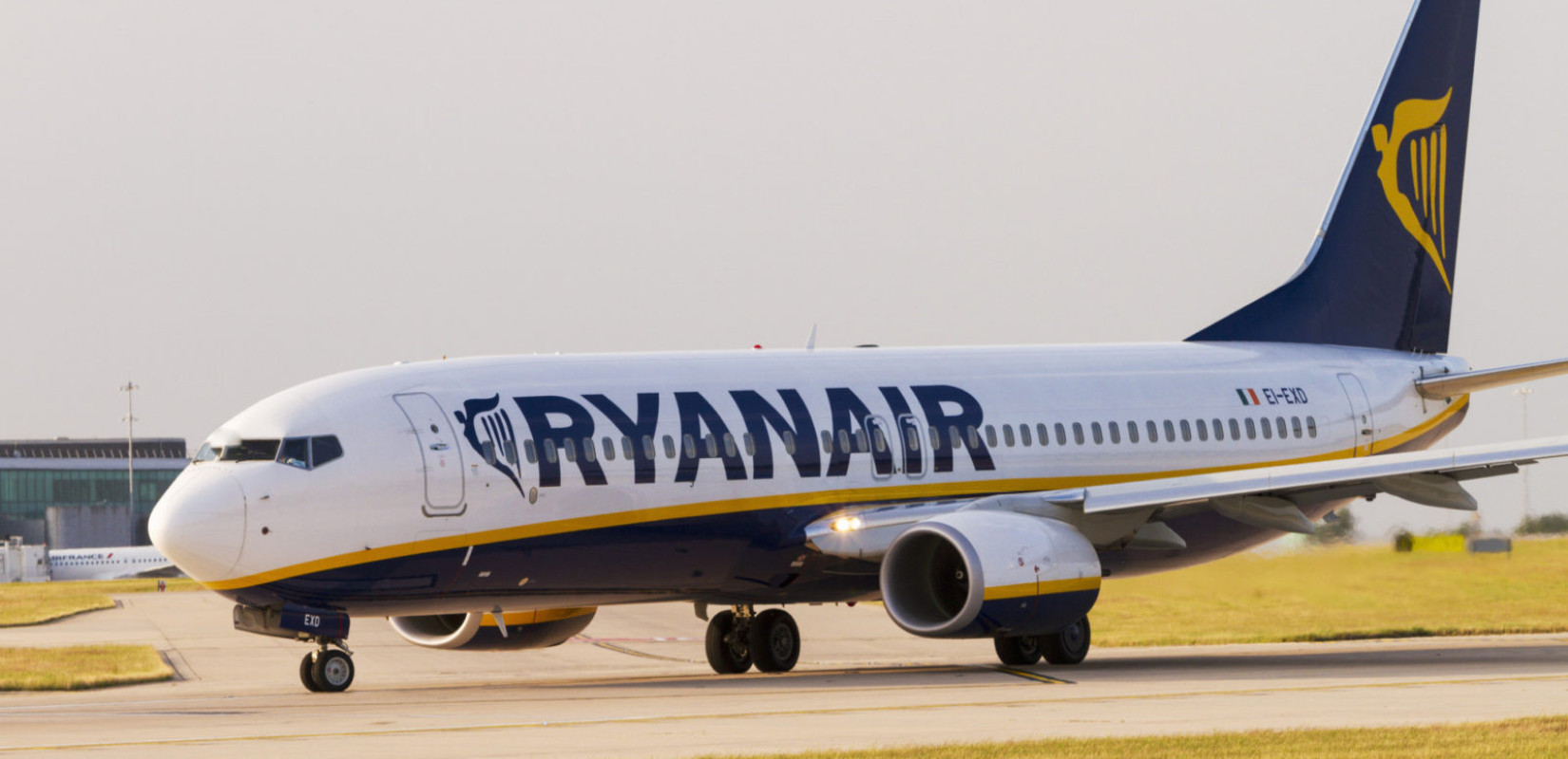 Εργαζόμενοι Ryanair: Οι αποφάσεις δεν μπορεί να λαμβάνονται αποκλειστικά με οικονομικά και επιχειρησιακά κριτήρια