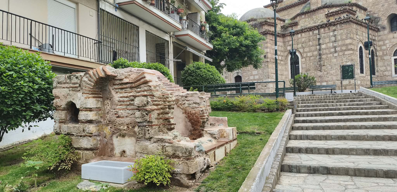 Θεσσαλονίκη: Παρουσία Μενδώνη η παράδοση ακόμα τεσσάρων οθωμανικών κρηνών στην Άνω Πόλη