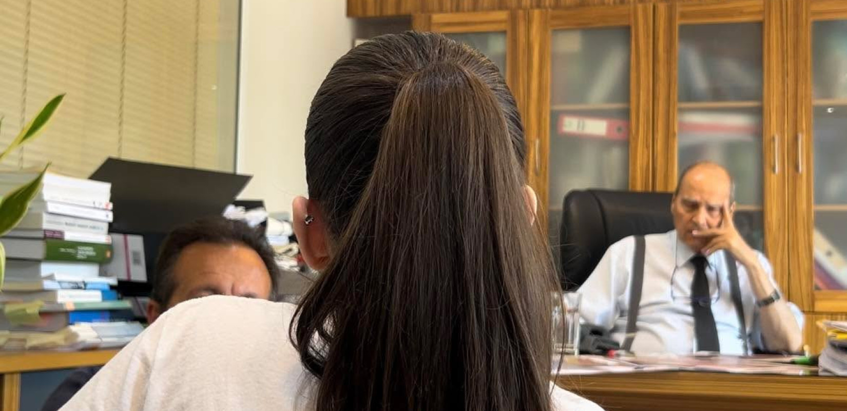 Θεσσαλονίκη: 20χρονη καταγγέλλει ότι υπέστη έγκαυμα τρίτου βαθμού μετά από επέμβαση αφαίρεσης κύστης κόκκυγος (βίντεο)