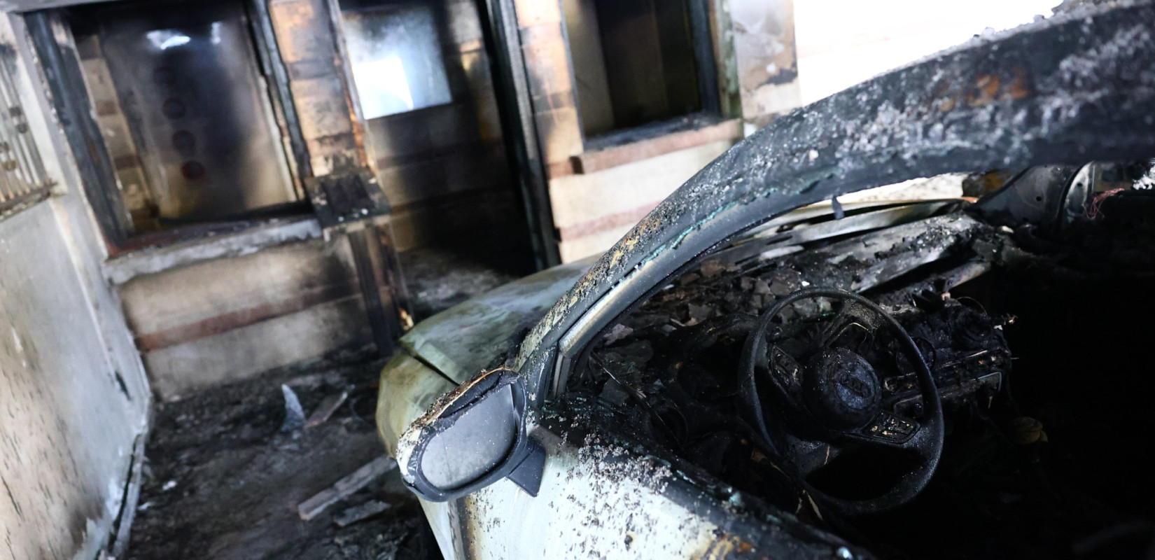 Θεσσαλονίκη: Πέθανε η μητέρα της Νέστορα μετά την εμπρηστική επίθεση - Μητσοτάκης: Καμία ανοχή στο αίμα και τον διχασμό των άκρων!