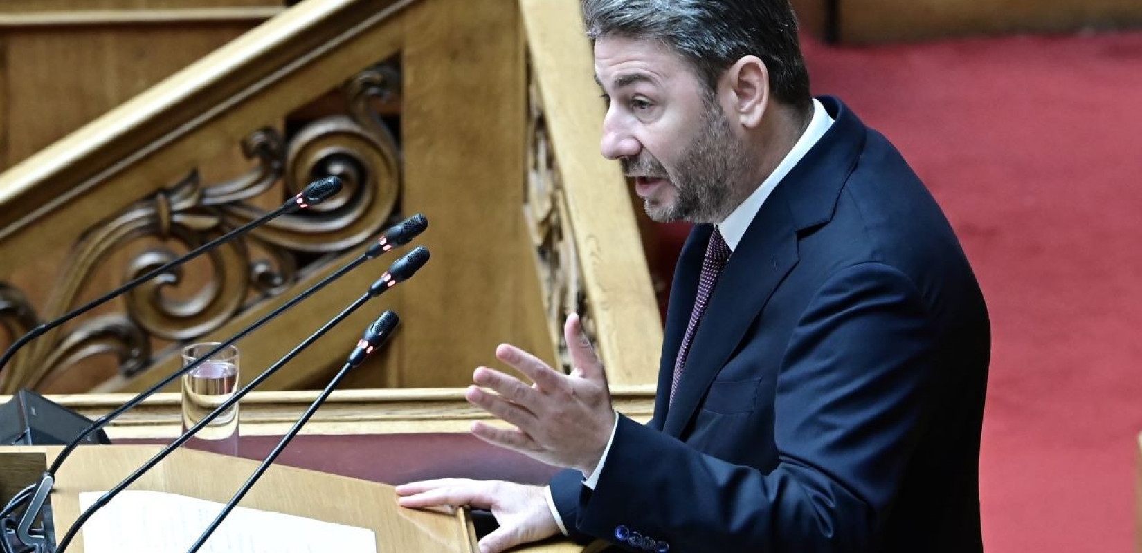 Βουλή: Επίκαιρη ερώτηση Ν. Ανδρουλάκη προς τον πρωθυπουργό για την ακρίβεια