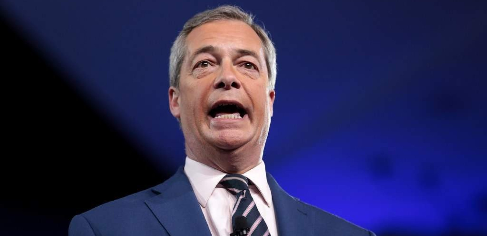 Φάρατζ για τα Γλυπτά του Παρθενώνα: «Αν είχαν μείνει στην Ελλάδα, δεν θα υπήρχαν σήμερα»