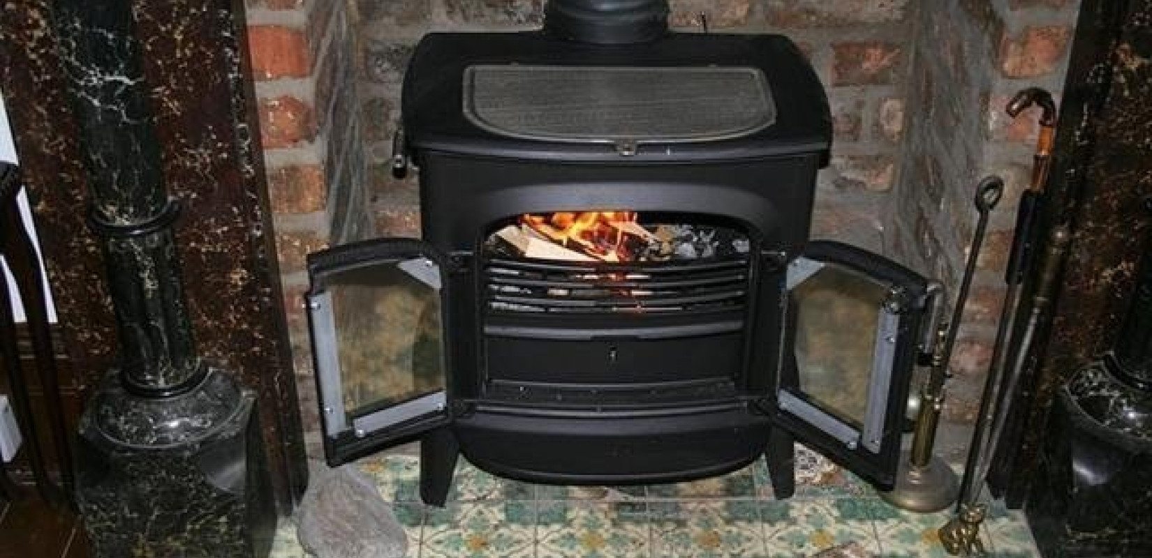 Kρήτη: Ηλικιωμένο ζευγάρι έχασε τη ζωή του από αναθυμιάσεις από μαγκάλι