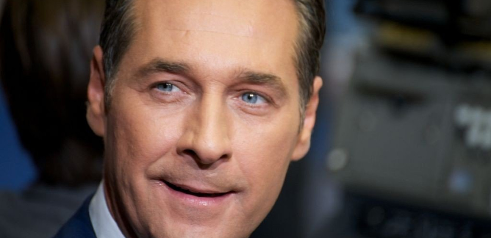 Παραιτήθηκε ο Αυστριακός καγκελάριος μετά το βίντεο με τις "συναλλαγές"