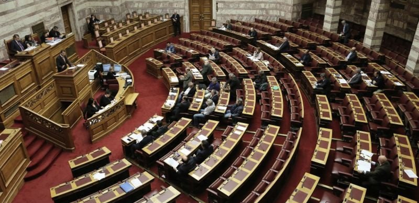 Στη Βουλή η ΠΝΠ για την παράταση του νόμου Κατσέλη