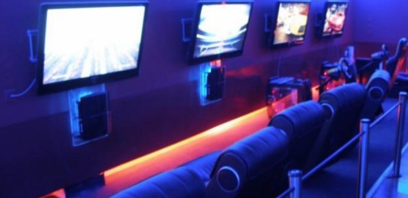 Θεσσαλονίκη: Αστυνομική έφοδος σε ίντερνετ-καφέ στους Αμπελόκηπους