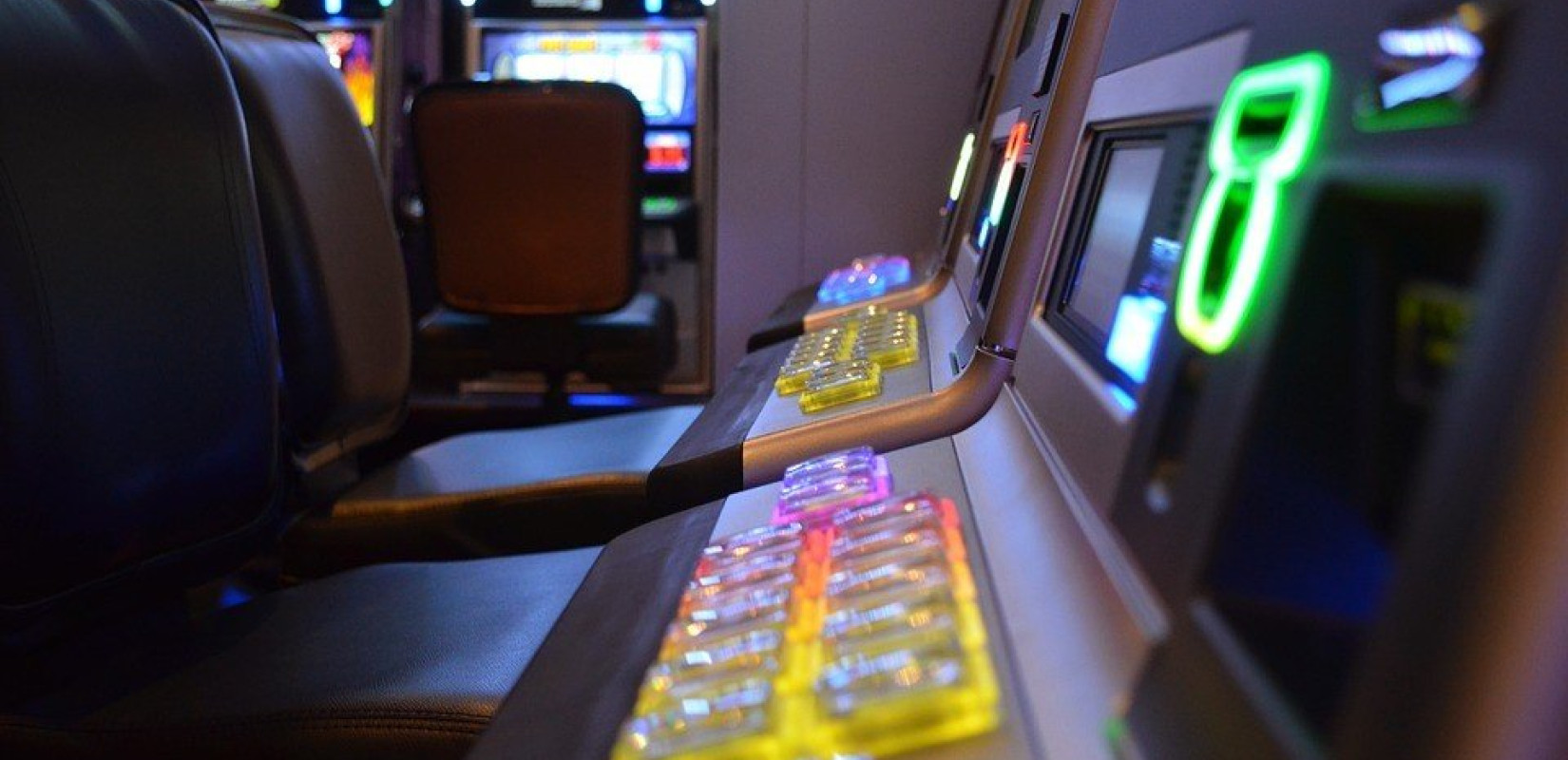 Θεσσαλονίκη: Έφοδος της αστυνομίας σε παράνομα «φρουτάκια»