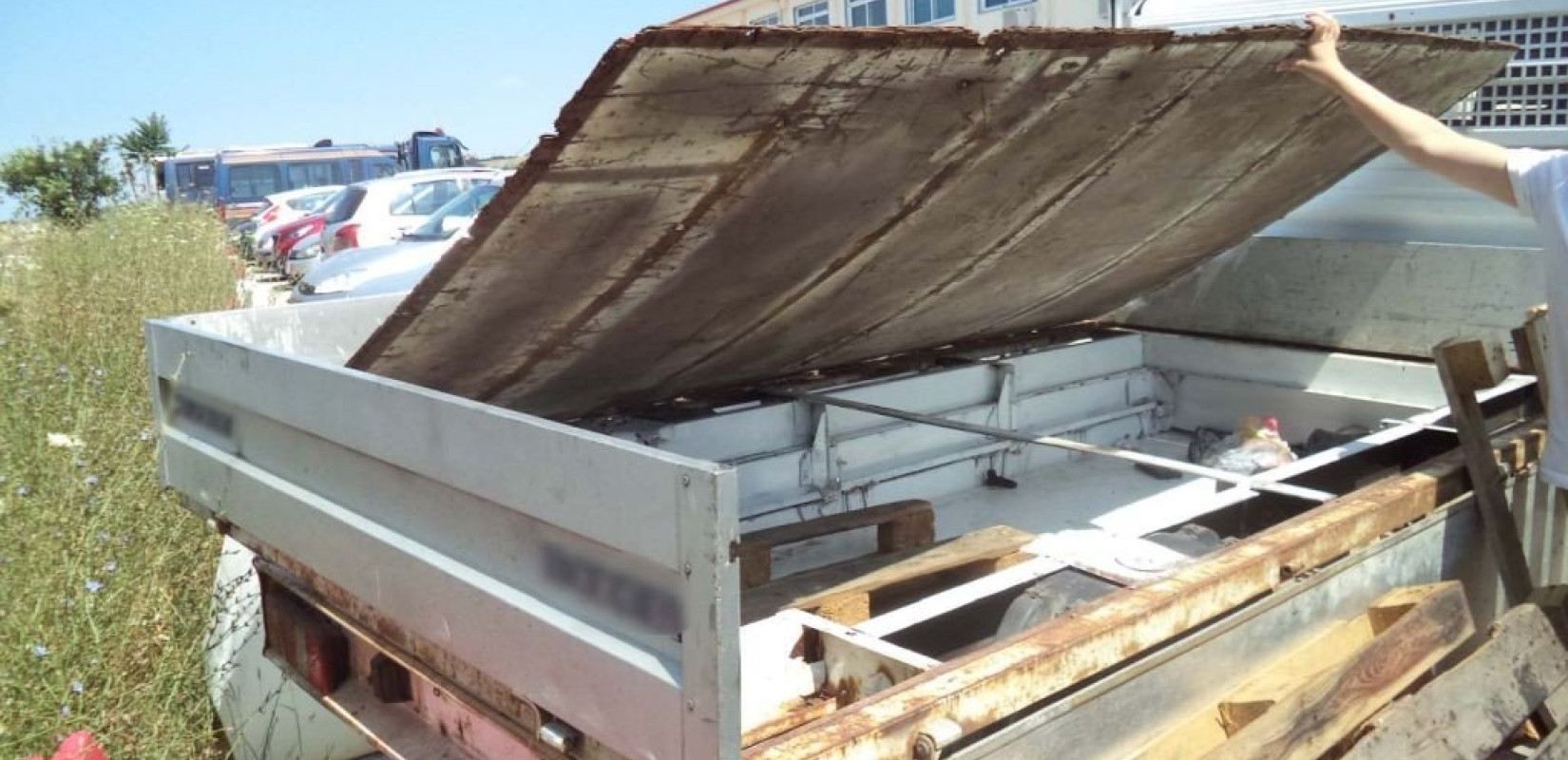 Ανδρόγυνο διακινούσε μετανάστες από τον Έβρο στη Θεσσαλονίκη (φωτό)