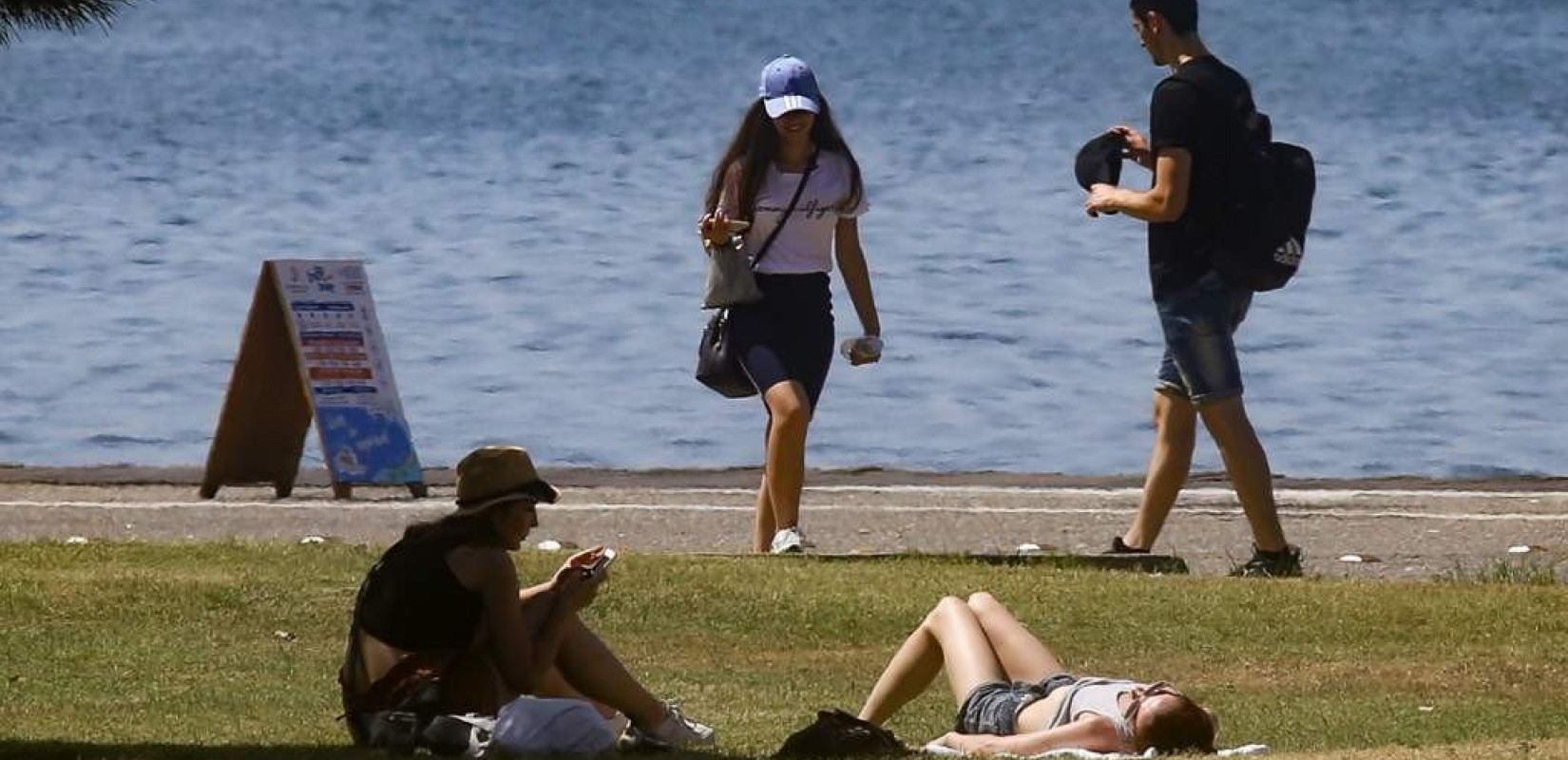 Καιρός: Με θερμοκρασίες 10-12 βαθμούς πάνω από το κανονικό ξεκινά ο Απρίλιος