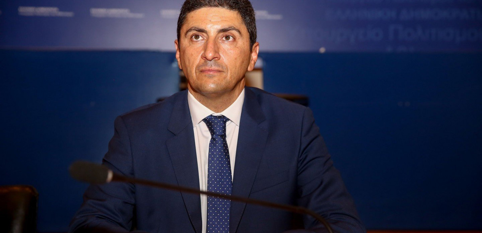 Με το ένα πόδι εκτός ΝΔ ο Λευτέρης Αυγενάκης - Το μεσημέρι δίνει εξηγήσεις στη ΝΔ (βίντεο)