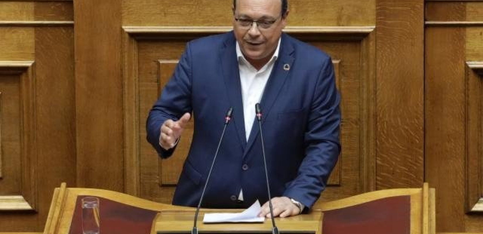 Σ. Φάμελλος: "Καταργείται το κτηματολόγιο"
