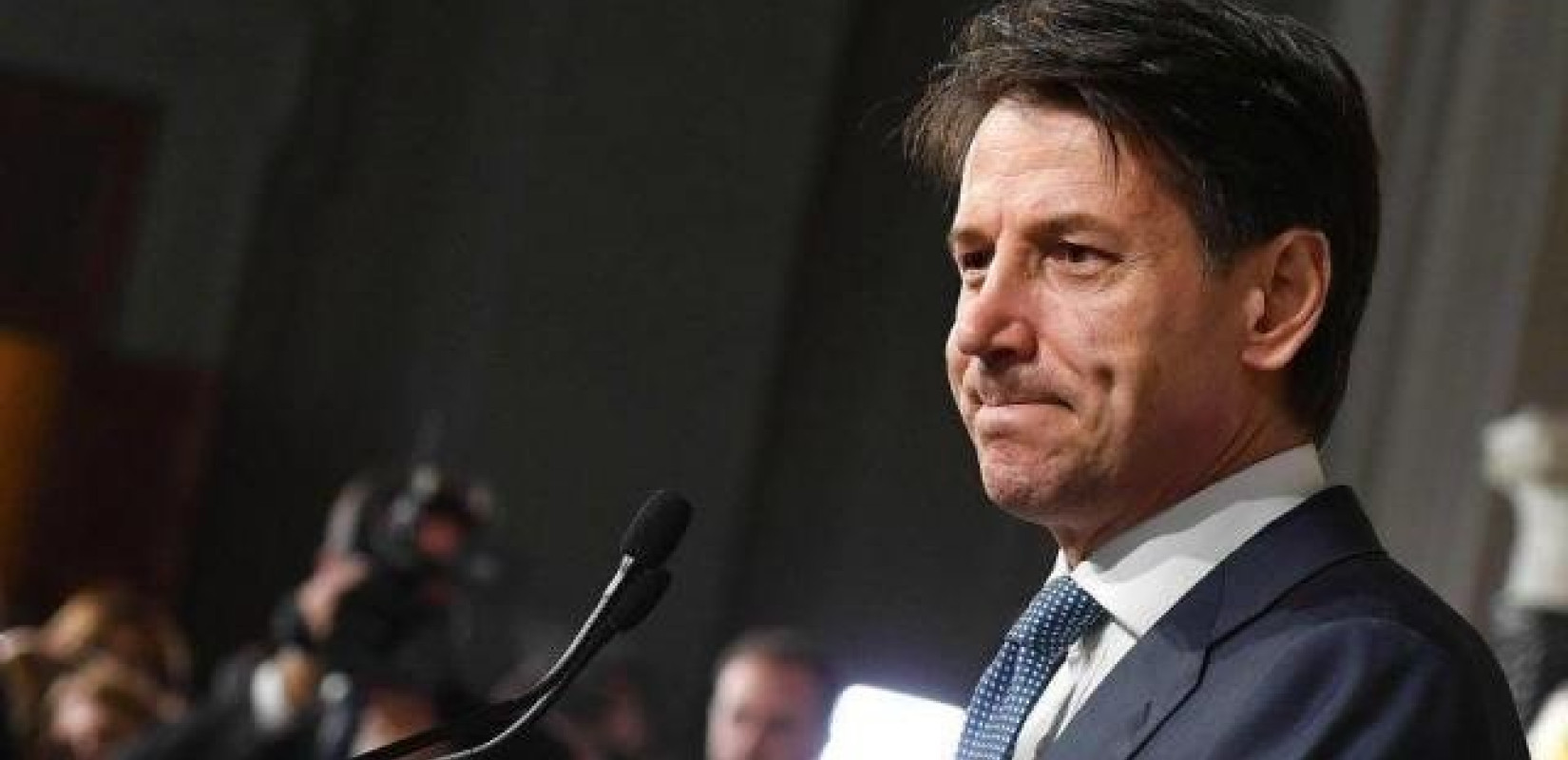 Ανακοινώσεις Κόντε - Η Ιταλία μετατρέπεται σε «κόκκινη ζώνη»