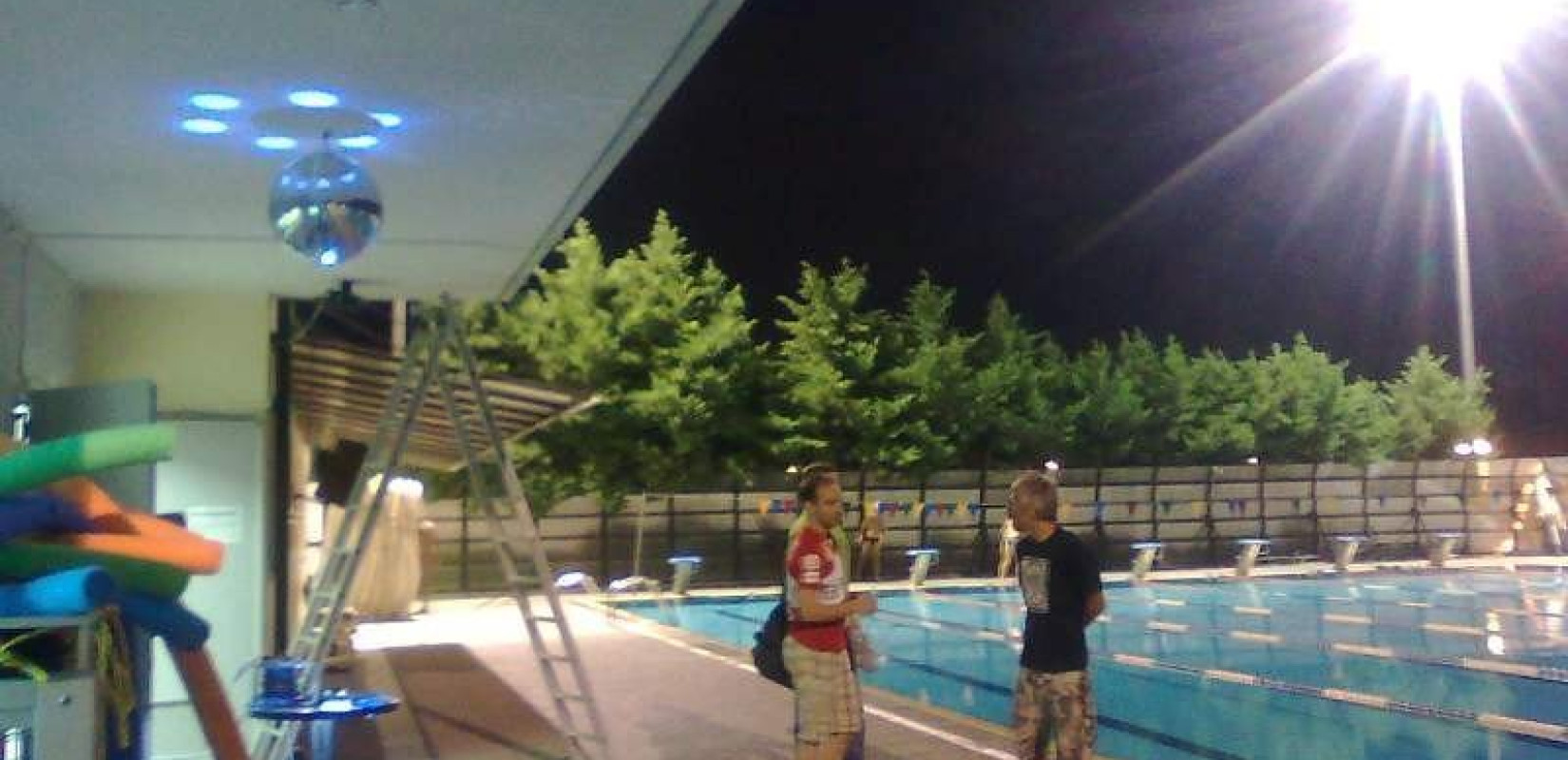   Βραδιά Πανσελήνου στο κολυμβητήριο της Καλαμαριάς