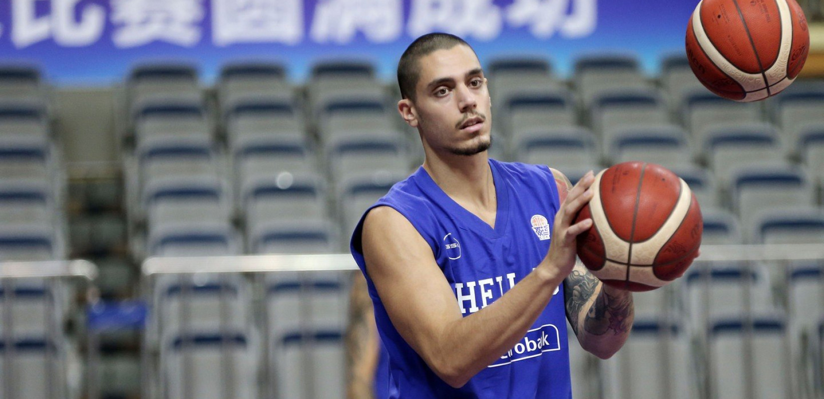 Μπάσκετ: Επέστρεψε στον ΠΑΟΚ ο Κόνιαρης (βίντεο)