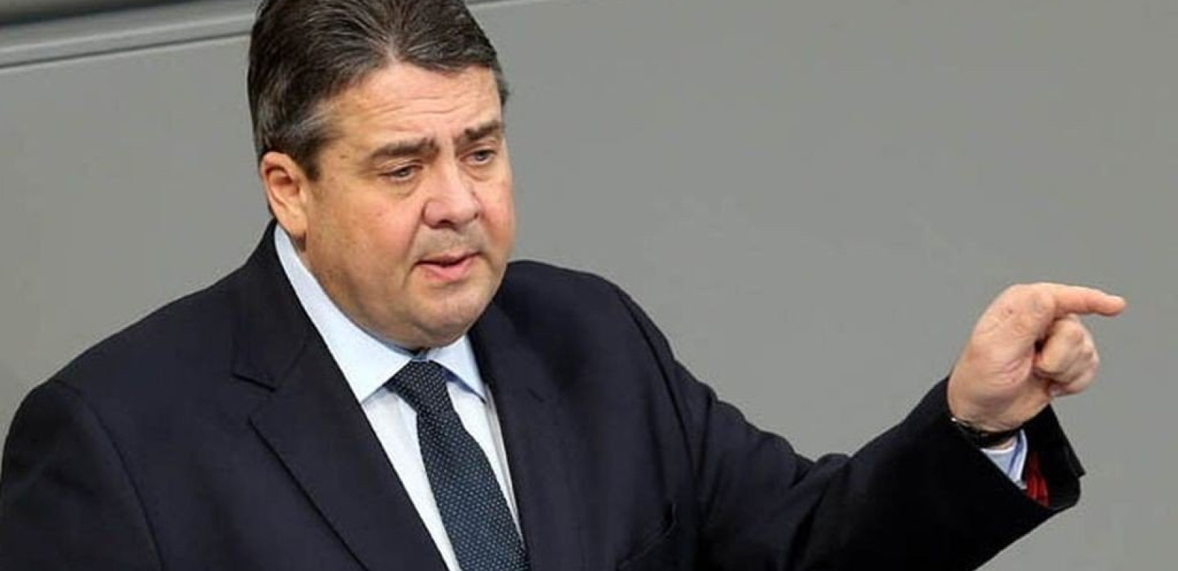 Γερμανία: Πρόωρες εκλογές και το τέλος του CDU «βλέπει» ο Ζίγκμαρ Γκάμπριελ