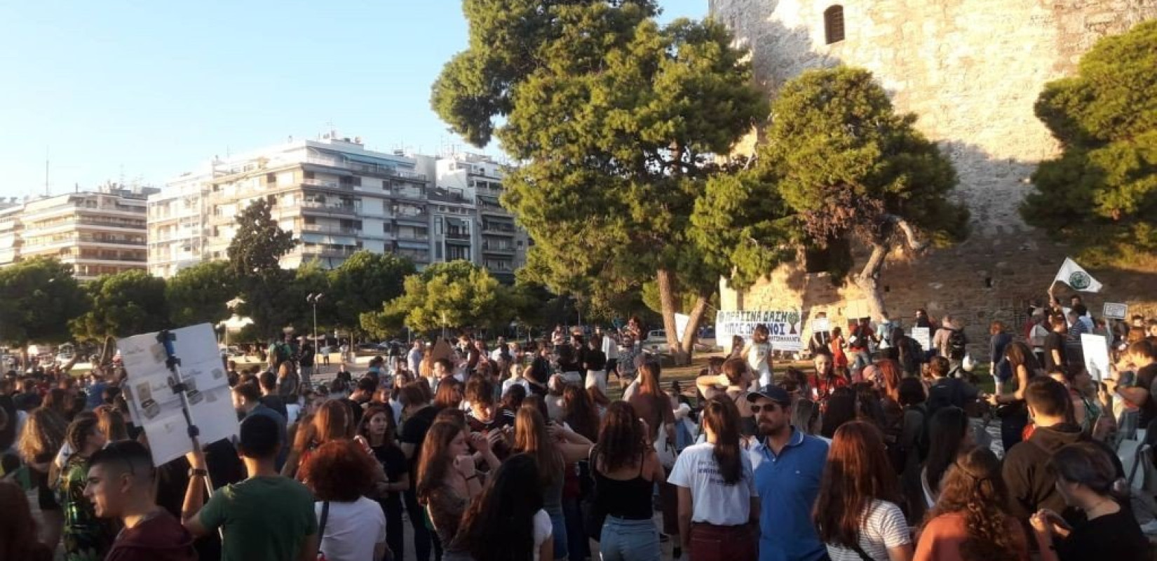 Σε απεργιακό κλοιό σήμερα η χώρα, κατά του νέου εργασιακού νομοσχεδίου 